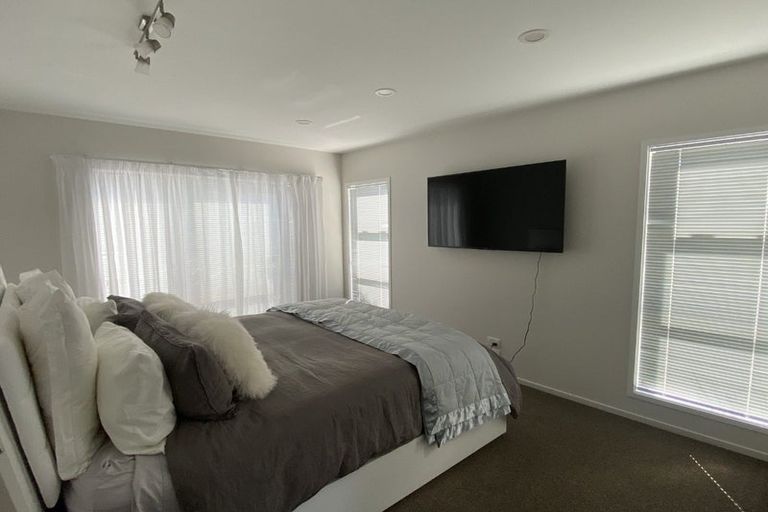 Photo of property in 8 Waimarama Street, Waikawa, Picton, 7220