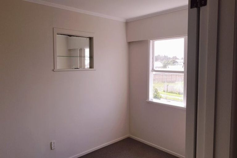 Photo of property in 81 Raglan Street, Mangere East, Auckland, 2024