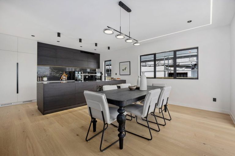 Photo of property in 160 Te Oneroa Way, Long Bay, Auckland, 0630