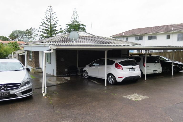 Photo of property in 77 Seabrook Avenue, New Lynn, Auckland, 0600