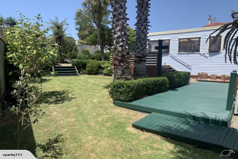 Photo of property in 10 Buller Crescent, Manurewa, Auckland, 2102