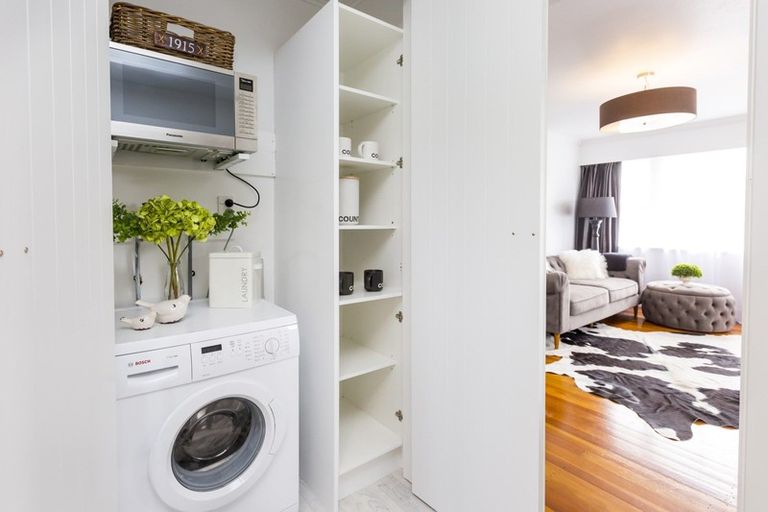 Photo of property in 2b Liverpool Street, Trentham, Upper Hutt, 5018