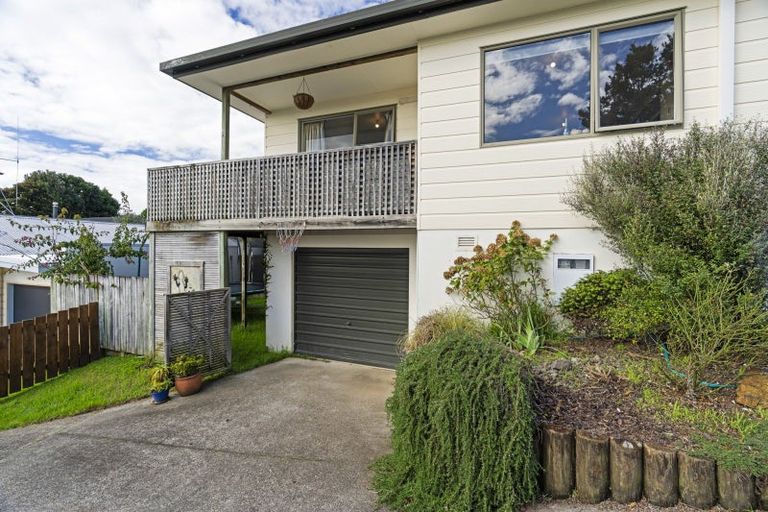 Photo of property in 5a Langstone Street, Welcome Bay, Tauranga, 3112