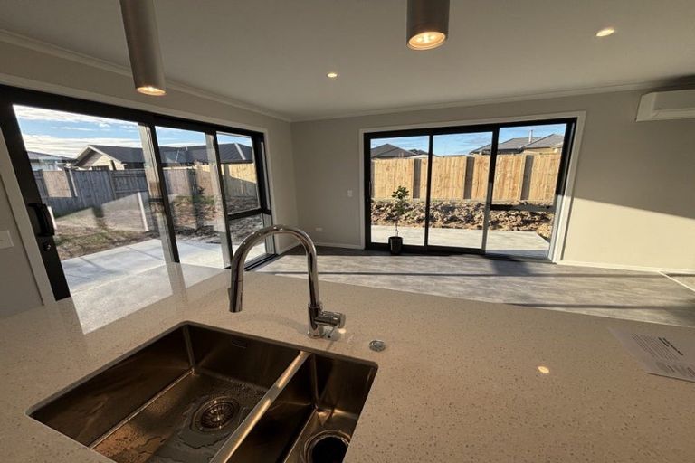 Photo of property in 13 Corrib Grove, Milson, Palmerston North, 4414