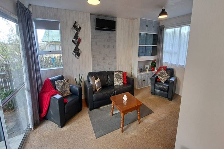 Photo of property in 3 Adkin Avenue, Levin, 5510