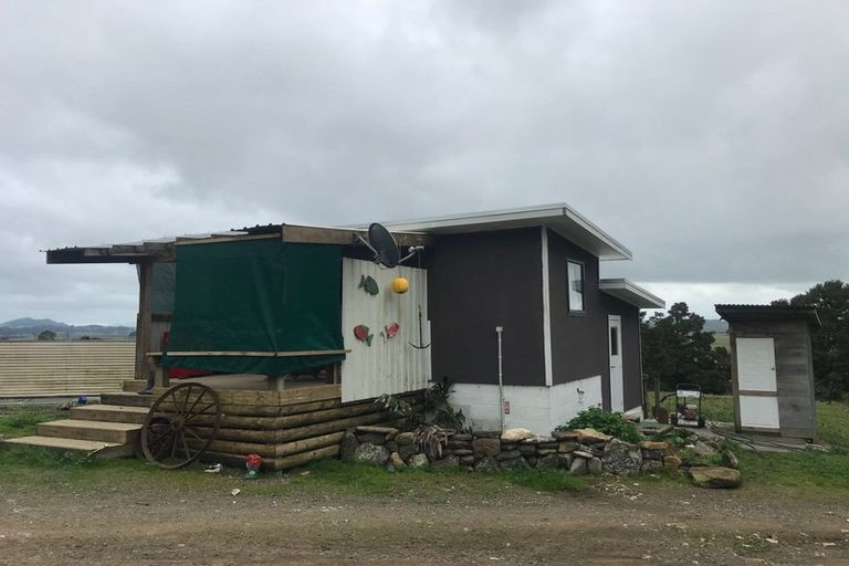 Photo of property in 112 Mountain View Road, Hikurangi, 0114