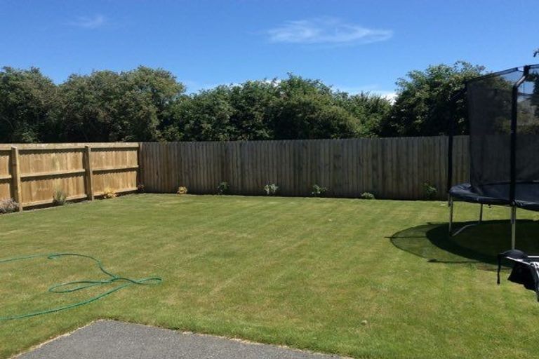 Photo of property in 33 Robert Duncan Road, Belfast, Christchurch, 8051