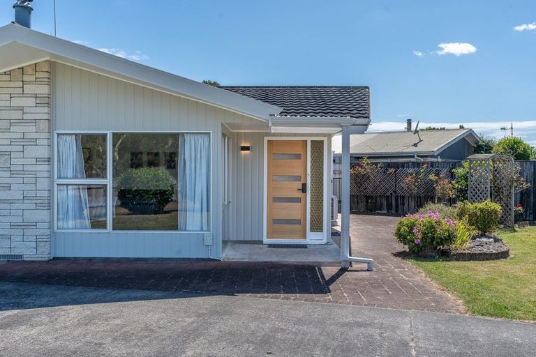 Photo of property in 4 Morrow Avenue, St Andrews, Hamilton, 3200