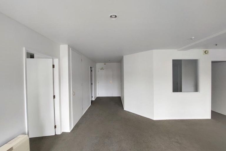 Photo of property in Courtenay Apartments, 604/120 Courtenay Place, Te Aro, Wellington, 6011