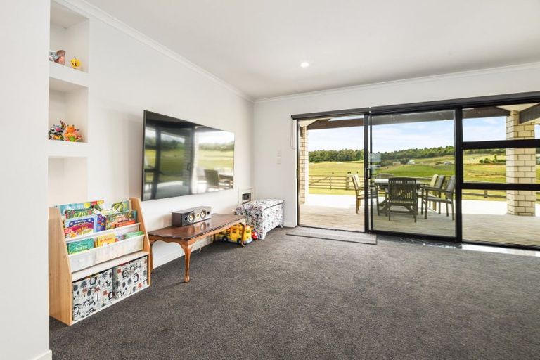 Photo of property in 66 Todd Duncan Drive, Hamurana, Rotorua, 3096