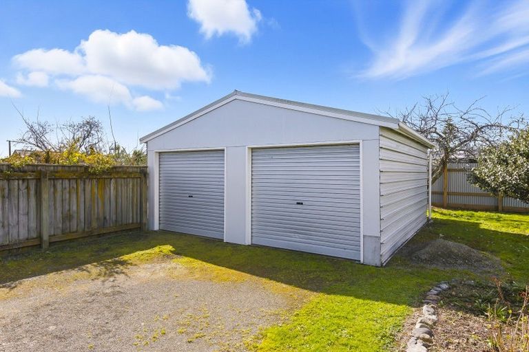 Photo of property in 106 Queen Street West, Levin, 5510