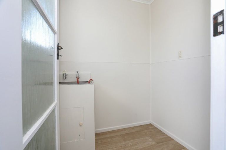 Photo of property in 15 Mcclure Street, Feilding, 4702