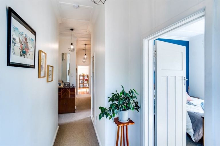 Photo of property in 132 Nelson Crescent, Napier South, Napier, 4110