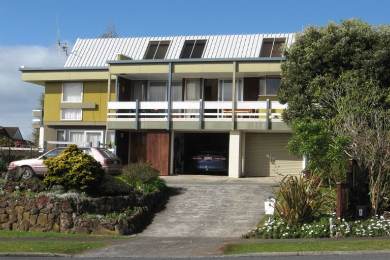 Photo of property in 6 Barclay Place, Te Kamo, Whangarei, 0112