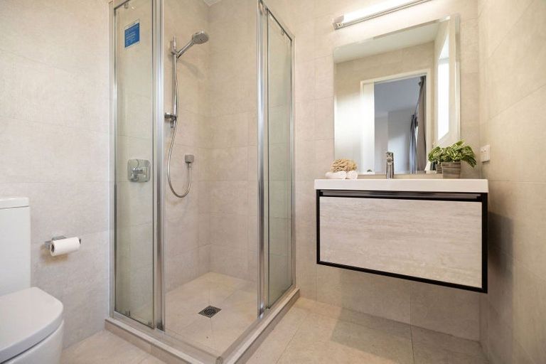 Photo of property in 13 Falconer Rise, Jacks Point, Queenstown, 9371