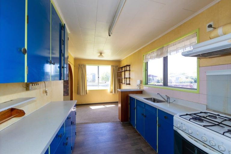Photo of property in 30 Shortland Street, Tamatea, Napier, 4112