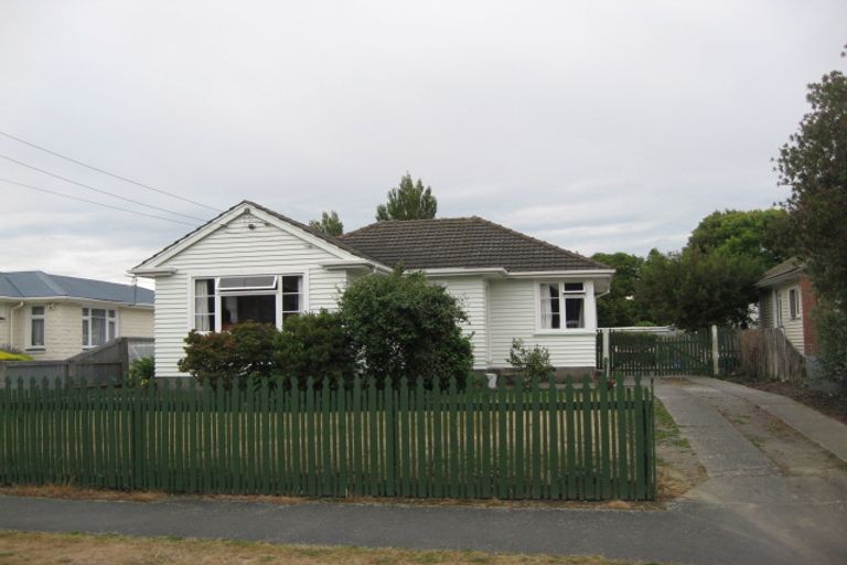 Photo of property in 17 Smartlea Street, Hoon Hay, Christchurch, 8025