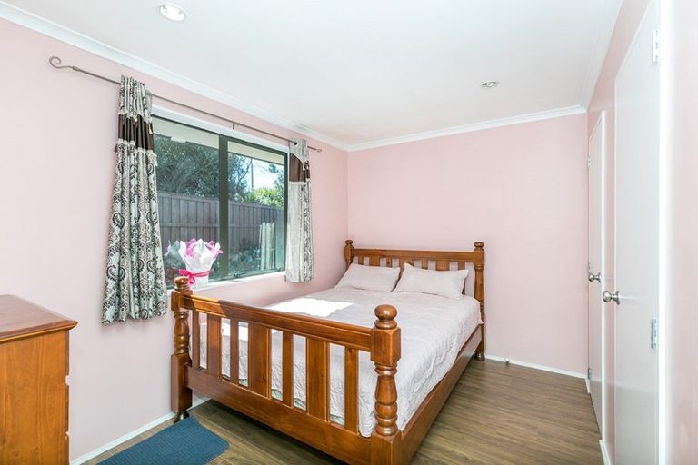 Photo of property in 15 Chancery Close, Hamilton East, Hamilton, 3216