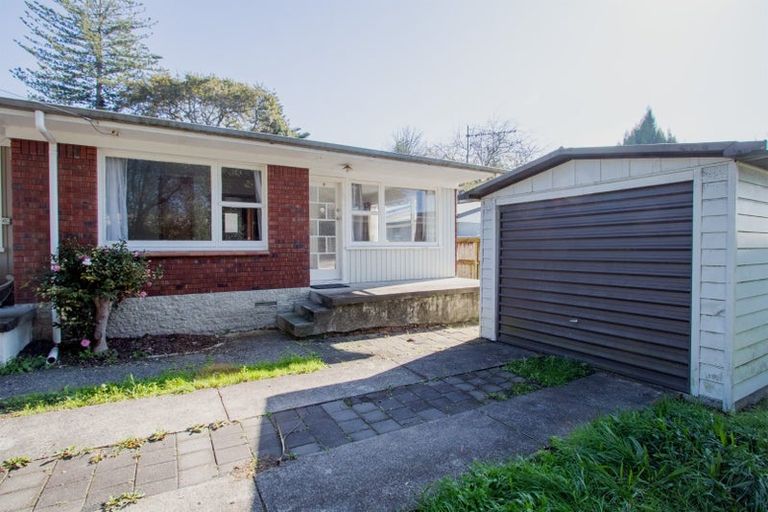 Photo of property in 77d Aurora Terrace, Hillcrest, Hamilton, 3216
