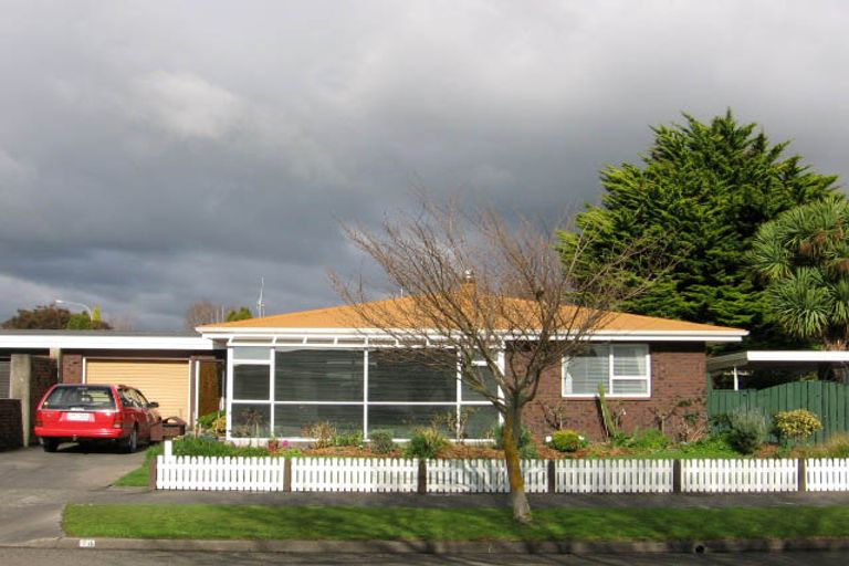 Photo of property in 70 Carter Crescent, Awapuni, Palmerston North, 4412