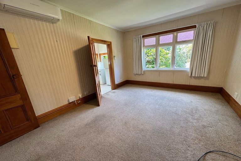 Photo of property in 1/4 Hinau Road, Hataitai, Wellington, 6021