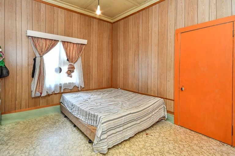 Photo of property in 52 Hokonui Road, Otahuhu, Auckland, 1062