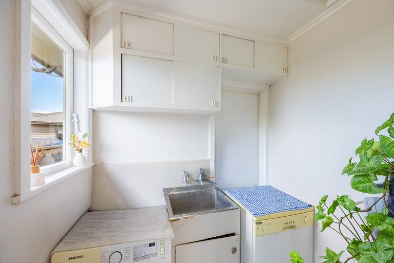 Photo of property in 44 Trinity Crescent, Pirimai, Napier, 4112