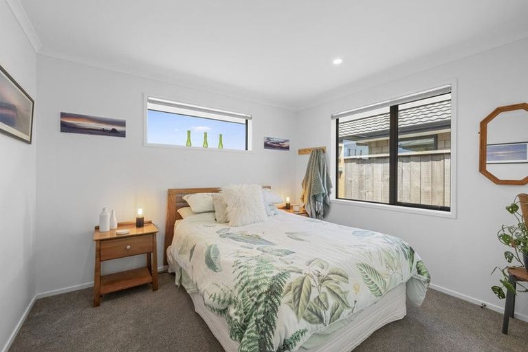 Photo of property in 18 Piharau Crescent, Hurdon, New Plymouth, 4310