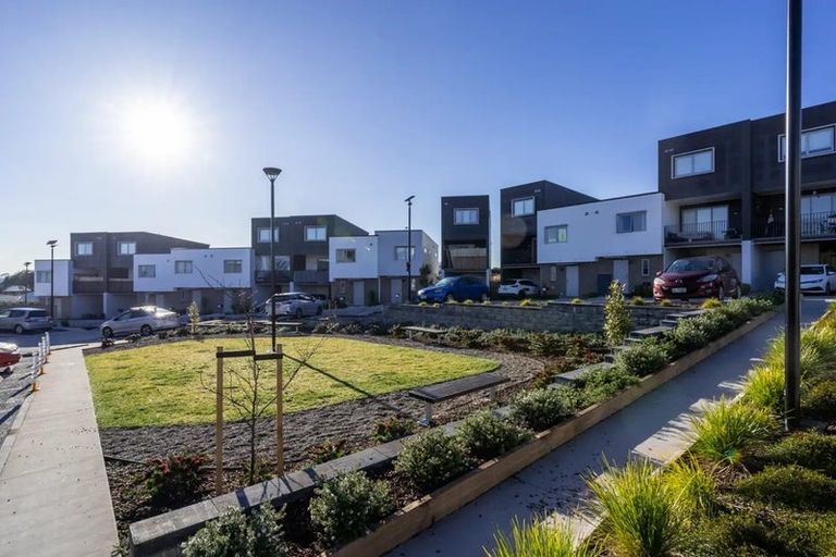 Photo of property in 125 Ngae Place, Mangere East, Auckland, 2024