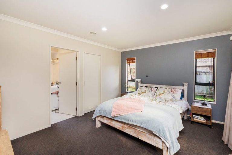 Photo of property in 75 Meridian Grove, Kelvin Grove, Palmerston North, 4414