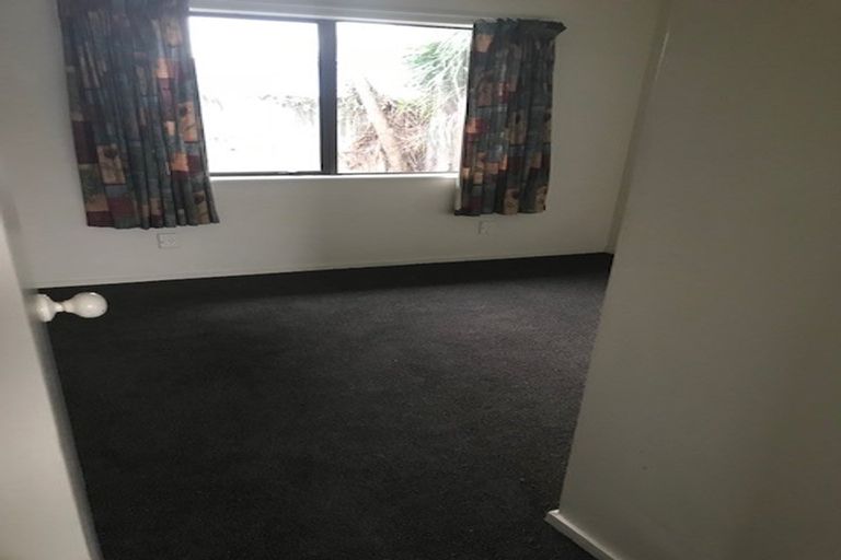 Photo of property in 2/65 Marne Road, Papakura, 2110