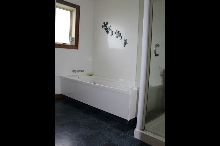 Photo of property in 52 Chaucer Street, Leamington, Cambridge, 3432