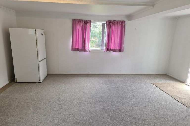 Photo of property in 11 William Souter Street, Forrest Hill, Auckland, 0620