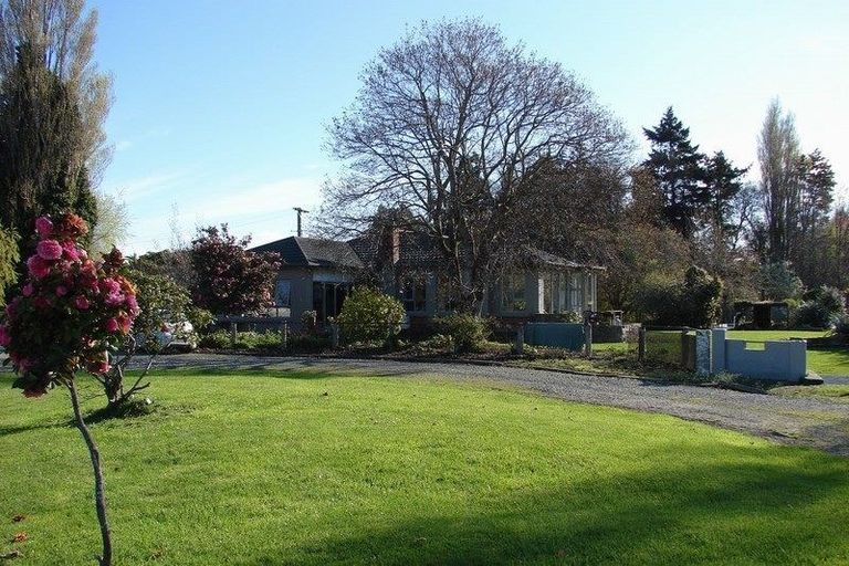 Photo of property in 318 Winton Lorneville Highway, Thomsons Crossing, Winton, 9781