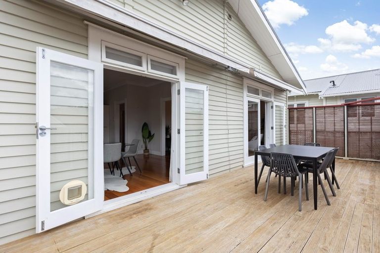 Photo of property in 29 Kingsway Avenue, Sandringham, Auckland, 1025