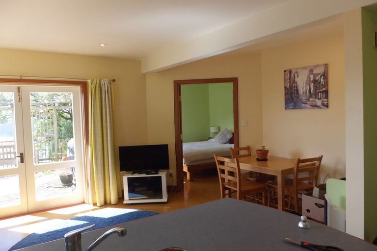 Photo of property in 15 Thane Road, Roseneath, Wellington, 6011