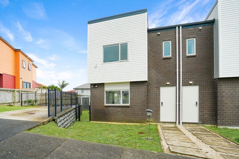 Photo of property in 10a Poruru Close, Papakura, 2110