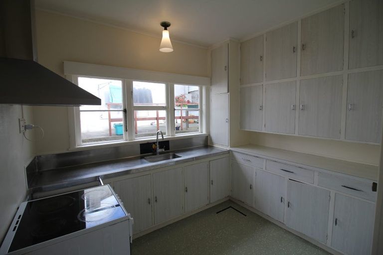 Photo of property in 40 Woodland Road, Johnsonville, Wellington, 6037