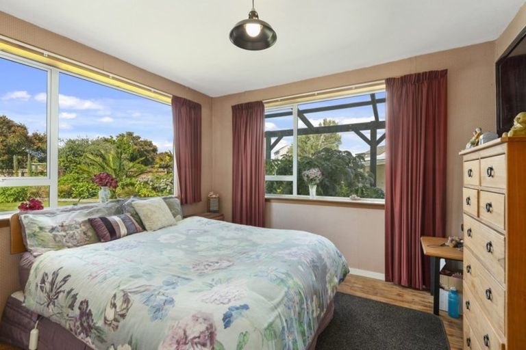 Photo of property in 26 Allstone Place, Burwood, Christchurch, 8083