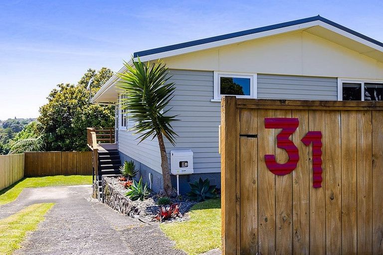 Photo of property in 31 Clearmont Crescent, Blagdon, New Plymouth, 4310