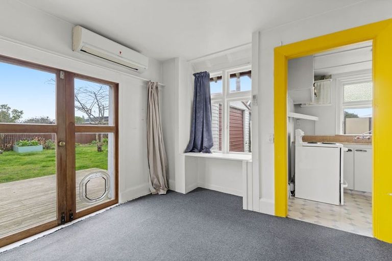Photo of property in 2/76 Oram Avenue, New Brighton, Christchurch, 8061