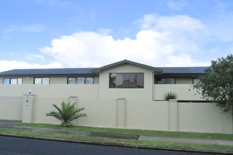 Photo of property in 26 Gulf Crest, Bucklands Beach, Auckland, 2012