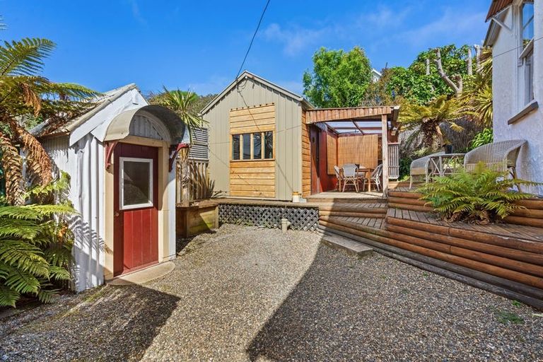 Photo of property in 75 Wickliffe Terrace, Port Chalmers, 9023