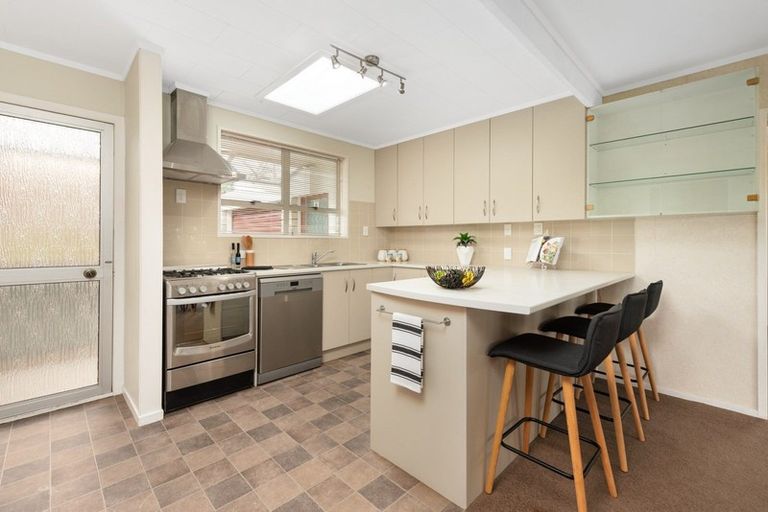 Photo of property in 27 Winchester Terrace, Bethlehem, Tauranga, 3110