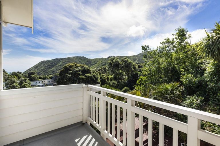 Photo of property in 3a Frobisher Street, Island Bay, Wellington, 6023