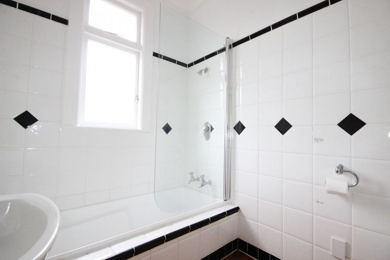 Photo of property in 60 Havill Street, Takaro, Palmerston North, 4410