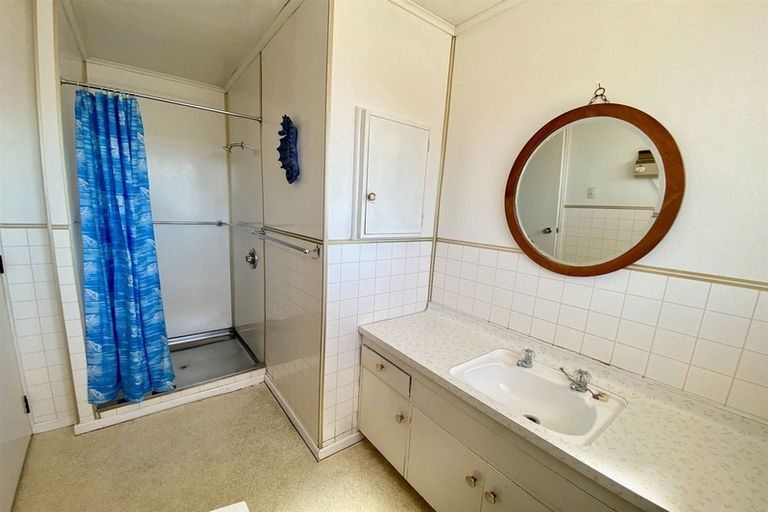 Photo of property in 15 Argyle Street, Balclutha, 9230