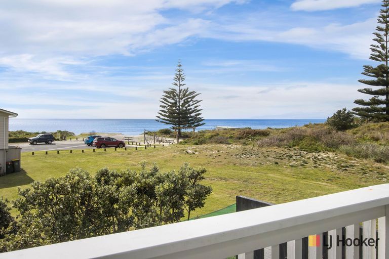 Photo of property in 287 Seaforth Road, Waihi Beach, 3611