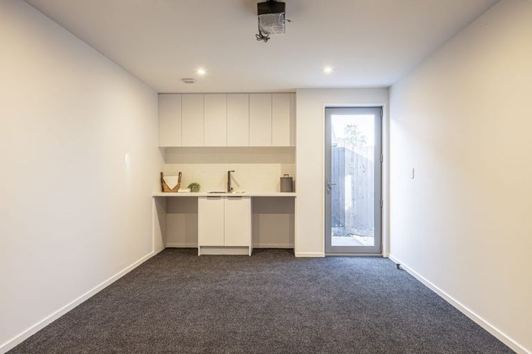 Photo of property in 19 Winton Street, St Albans, Christchurch, 8014