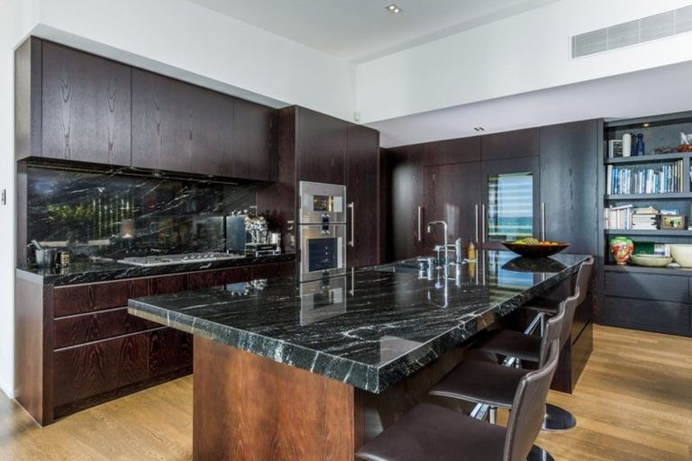 Photo of property in 1b Clifton Road, Hauraki, Auckland, 0622